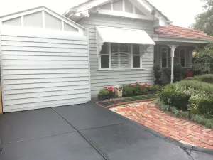 Image of NEWPORT COTTAGE is a 5 star⭐️⭐️⭐️⭐️⭐️ Wifi. Parking no permits. Pet stays welcome