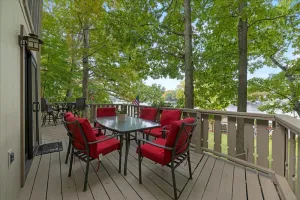 Image of Lakefront Cottage on Apple Valley Lake
