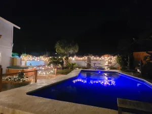 Image of Remodeled South ATX House W\/ Huge Pool, Hot Tub, Patio.  10-15 min from dt.