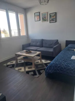 Image of Elégant Apt Meublée et Équipé de 32m²