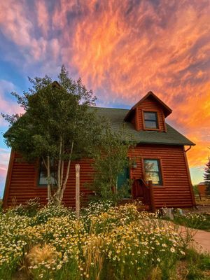 Image of Beautiful Family Cabin for Fun Outdoor Adventure! Minutes from Breckenridge.