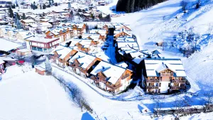 Image of Modern Mountain Apart 4