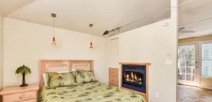 Image of Adorable 1-Bedroom Cottage with Fireplace