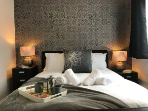 Image of Modern 3-bed House With Parking Bamber Bridge, Preston