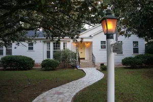 Image of Twin Magnolias - Fully Remodeled early 20th Century home in downtown Sylacauga!