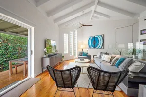 Image of Large Modern 2 Story Home with Byron Charm & 4 Beds
