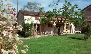 Image of Ancienne forge restaurée et piscine