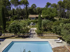 Image of Large estate with authentic Provencal villa