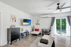 Image of SPACIOUS STUDIO, WASHER\/DRYER, BACK YARD, BBQ