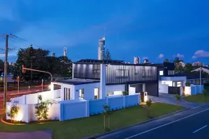 Image of Luxe Capri Villa Heated Pool,10-min Walk to Beach