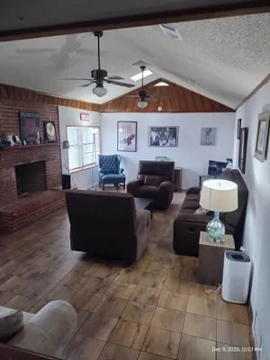 Image of The Historic Van Zant House (Skynyrd) | 1500 sq ft | King