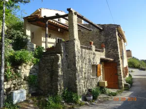 Image of Charming house in the village of Lurs, Provence