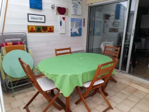 Image of F1 véranda jardinet en résidence front de mer