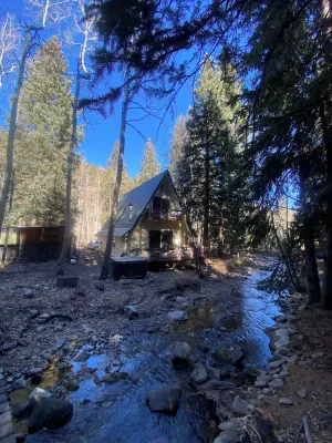 Image of Lazy Me ~ A Magical Creek-front Cabin with Hot Tub! Private Woods