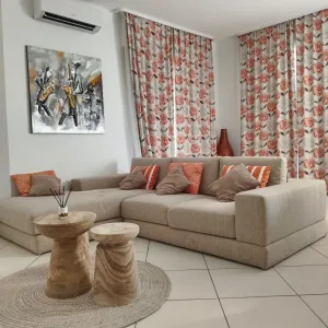Image of F3 spacious air-conditioned, 70m from Fréjus-Plage beach, parking + WIFI
