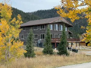 Image of 12 miles from Yellowstone with game area & hot tub - Yellowstone Escape