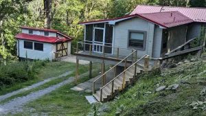 Image of Red Roof mountain cabin with Starlink internet!