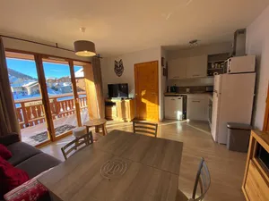 Image of Charming T3 in a residence close to the slopes and shops South-facing balcony