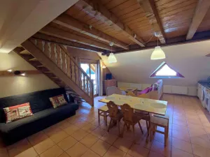 Image of 2BR Duplex with Balcony, Parking and Ski Locker