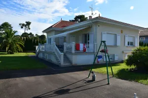 Image of five-star family accommodation for up to 10 people,
