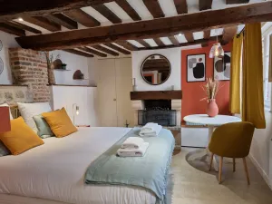 Image of Le Temps d'une Pause -quiet and cosy - Center Honfleur with fireplace