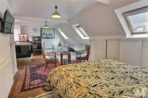 Image of Under the roof of the Atelier d'Art