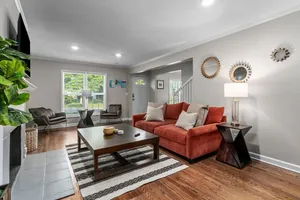 Image of Roomy 5BR Home|King Beds|Safe|Mins to Attractions
