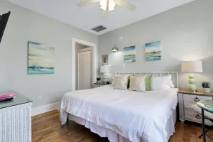 Image of Historic Tybee Inn: King Bed, 400 Feet to the Beach, Free Parking + Wifi