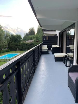 Image of Light in chalet apartment, beautiful view of Mont Blanc, 200m from the slopes