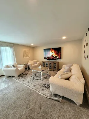 Image of Spacious Buffalo Home Near Niagara Falls\/Bills Stadium