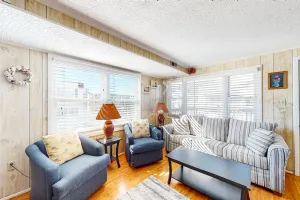 Image of Oceanside condo near the beach with central AC, balcony, & high-speed WiFi