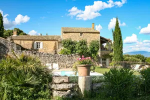 Image of Le Mas de Marie, in Drôme Provençale, a 100% natural parenthesis