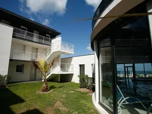 Image of Appart Abordable à 300m de la Plage + Piscine