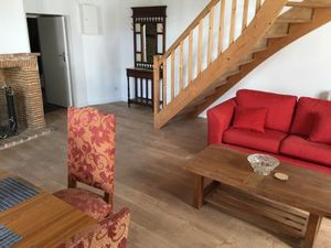 Image of Centrally located apartment in one of the oldest buildings in Chalus.
