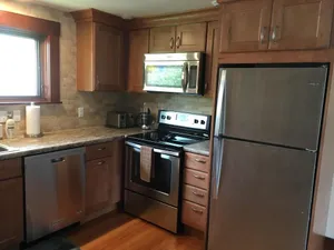 Image of 2 Blocks 2 Main with a View - 30 days plus rental