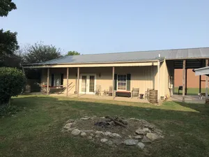 Image of Kentucky Derby Guest House < 16 guest !!