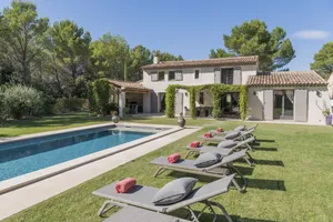 Image of Vacation rental house with pool LOURMARIN LS2-385