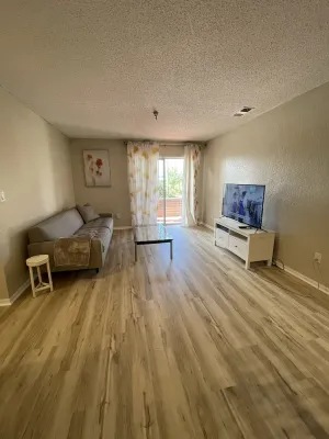 Image of Lovely 1 bed condo with pool, tennis, volleyballand racketball court