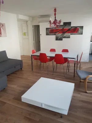 Image of Modern apartment near line 1 and Disney 52 m²