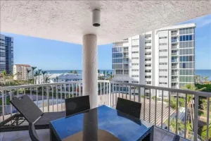 Image of Enjoy this sunny 3 bedroom beachfront condo - CL0401