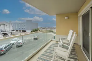 Image of Downtown Dewey Beach Ocean\/Bay Views 2BR