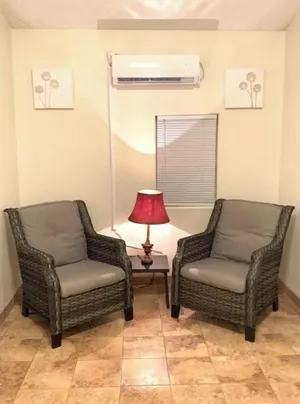 Image of Orange Grove Duplex: 2 Bedroom\/1Bath\/Kitchenette