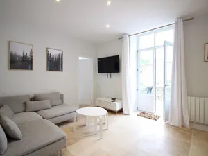 Image of Charming 2BR Apartment with Terrace, Near Thermal Baths, WiFi, Sleeps 5