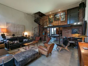 Image of Maison 10 pers. - Cour privative, Cinéma, Garage, Angoulême - FR-1-653-252