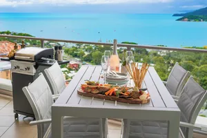 Image of Modern 2 bedroom Apartment with Panoramic Ocean Views - Airlie Beach