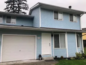 Image of Luxury Brand New Remodeled 3 Bedroom Duplex!