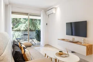Image of L'ILOT avec balcon, mignon et charmant, un havre de paix au cœur du centre-ville