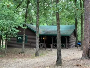 Image of CRABAPPLE COVE 2 Bedroom, sleeps 8 on Stocked fishing Pond!