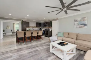 Image of Spacious Kitchen, Living, & Sunroom w\/King Bed