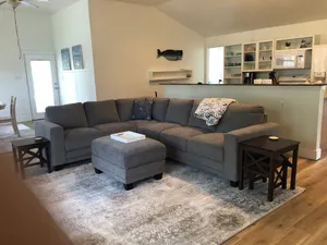 Image of Coastal Breeze Cottage- walk to beach, restaurants, harbor, downtown!